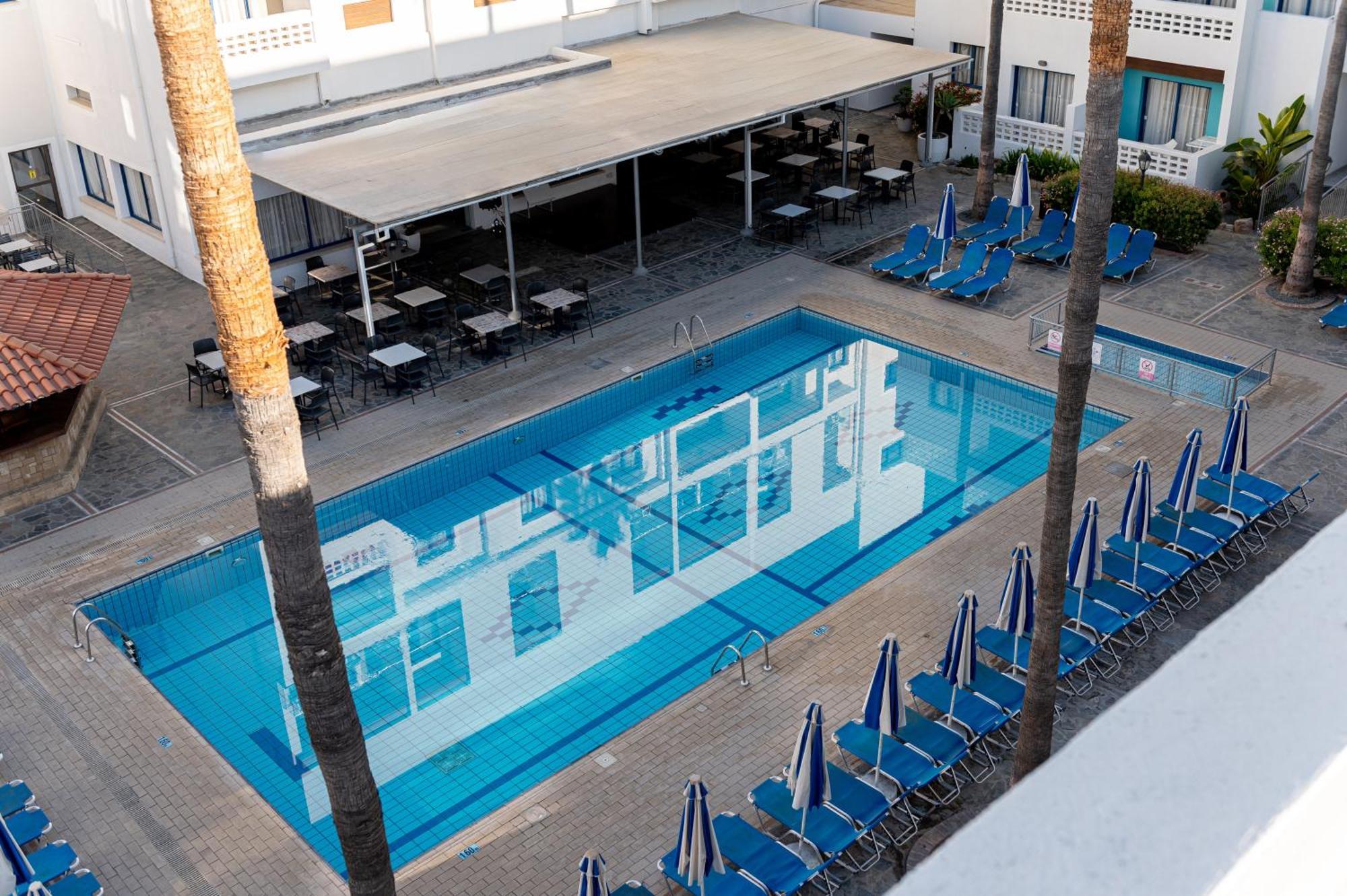 Kefalos Damon Hotel Apartments Paphos Luaran gambar