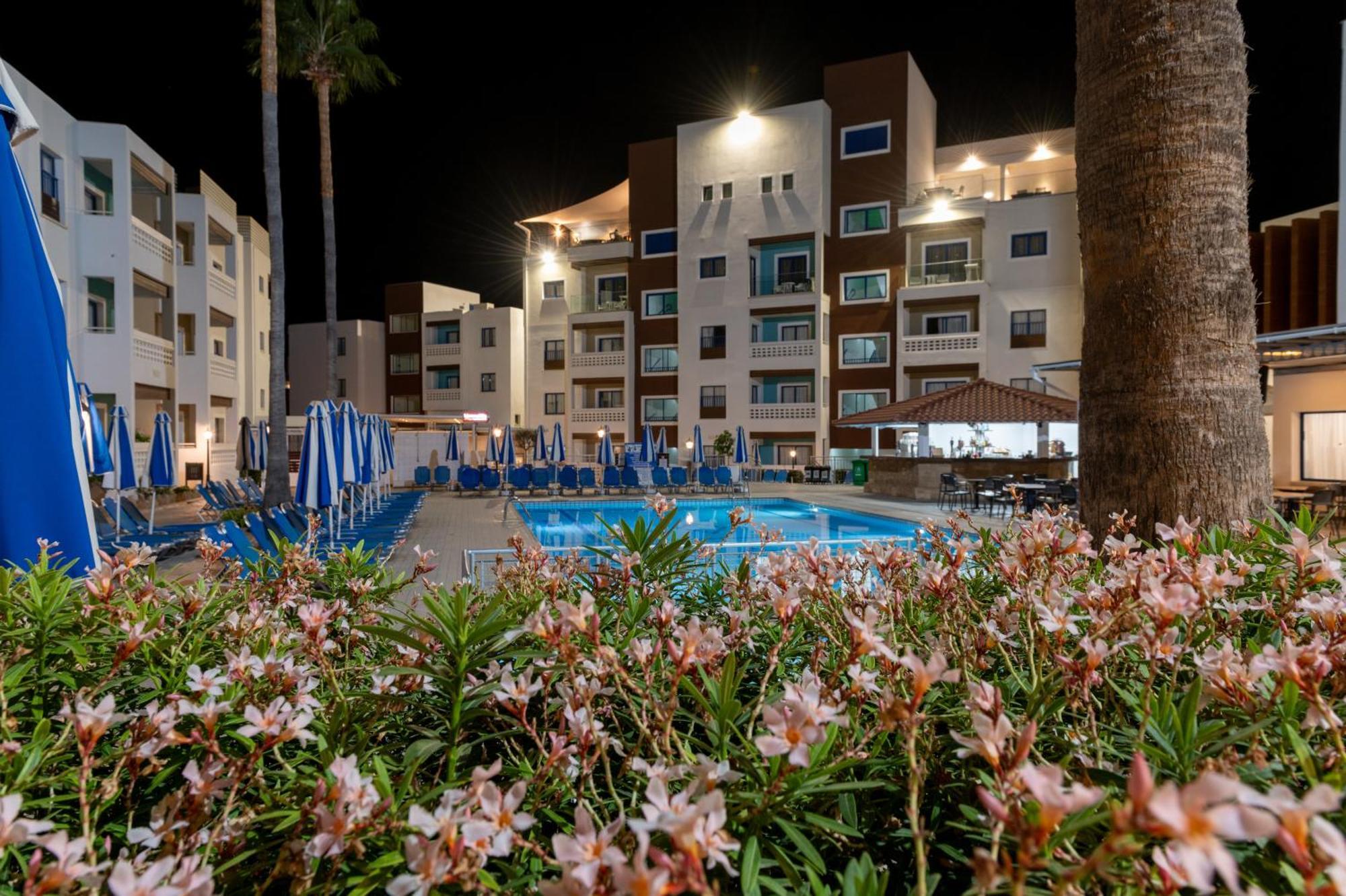 Kefalos Damon Hotel Apartments Paphos Luaran gambar